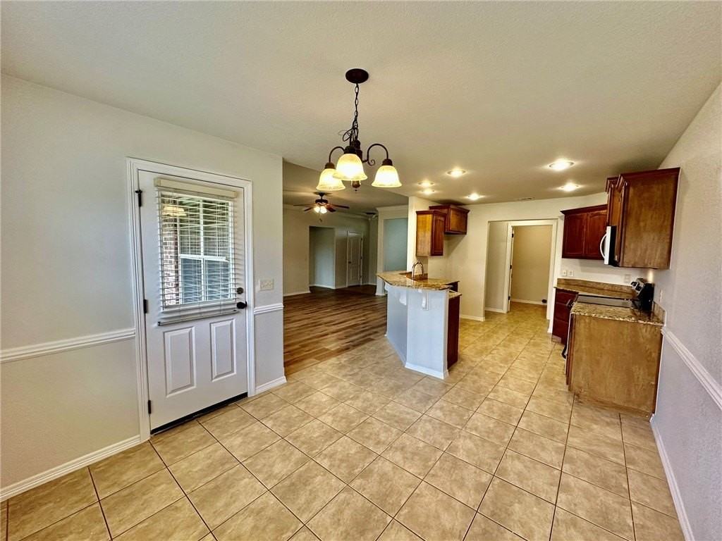 441 Sorrento Dr - Photo 5 of 21