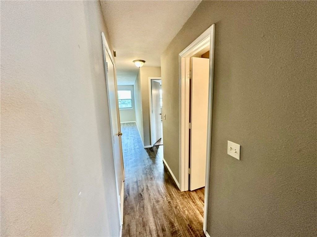 2437 W Gum St - Photo 5 of 20