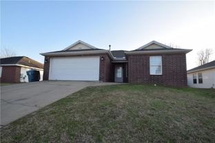 2305 Sw Choctaw St - Photo 1 of 1