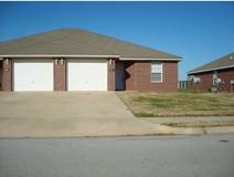 811 Meadowlands Dr - Photo 1 of 1