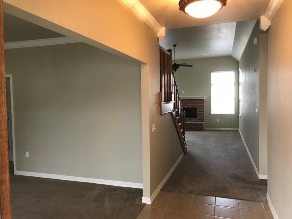 2506 Greensway Road - Photo 2 of 10