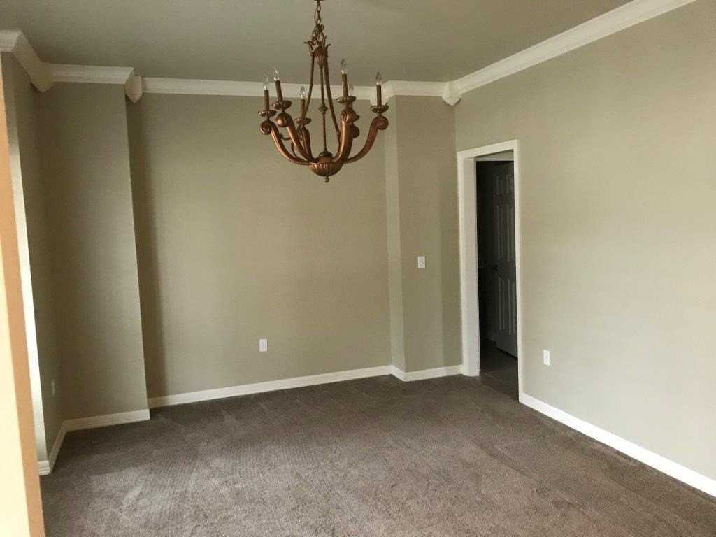 2506 Greensway Road - Photo 4 of 10