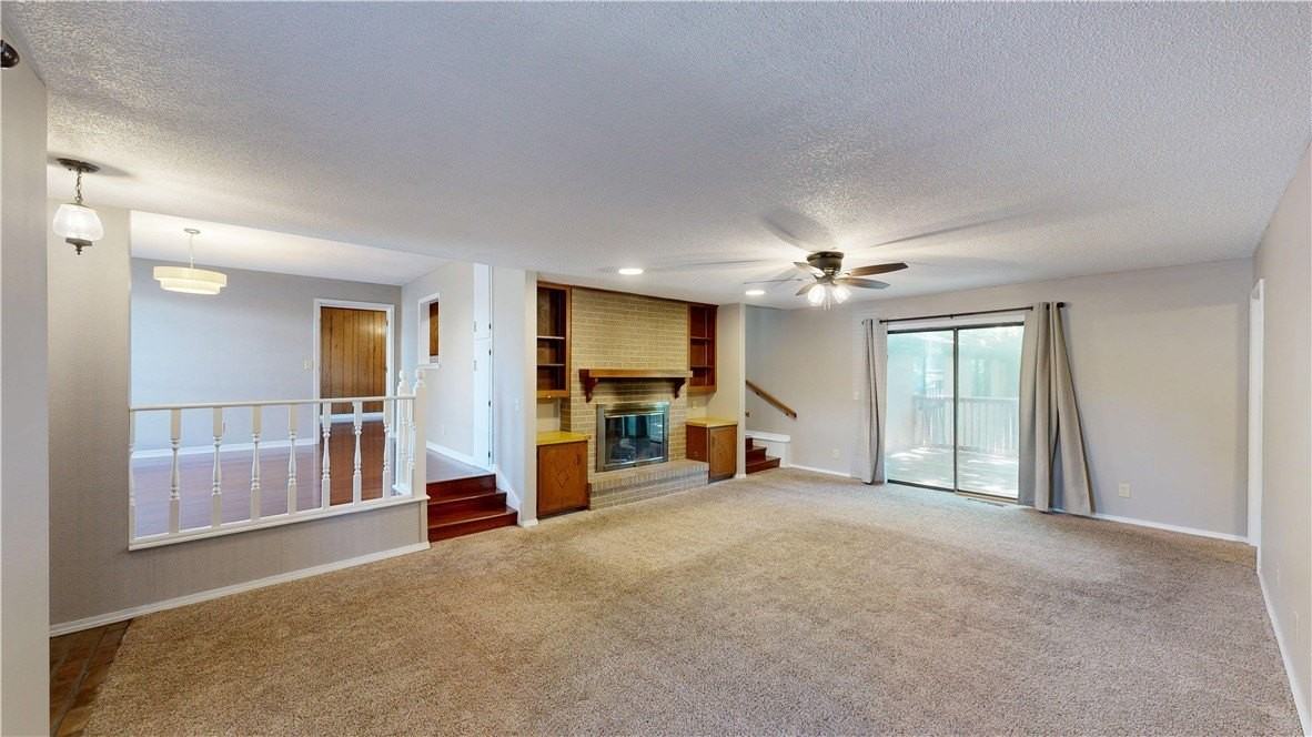 1275 N Gregg Ave - Photo 4 of 47