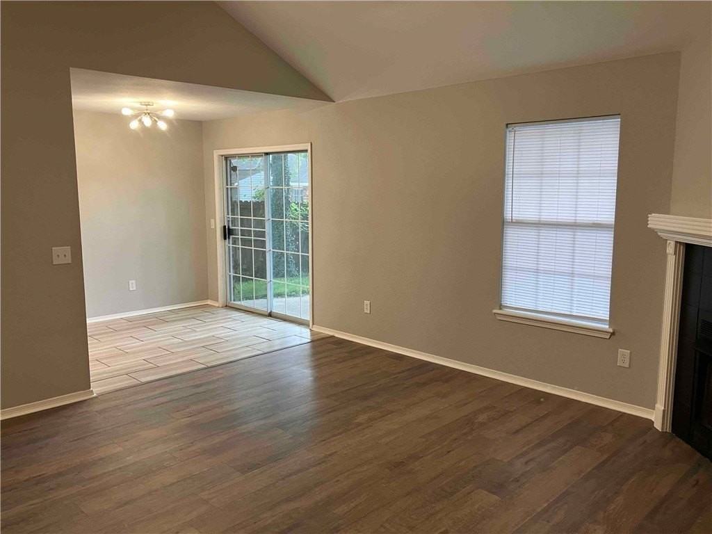 1227 S Camellia Ln - Photo 2 of 9