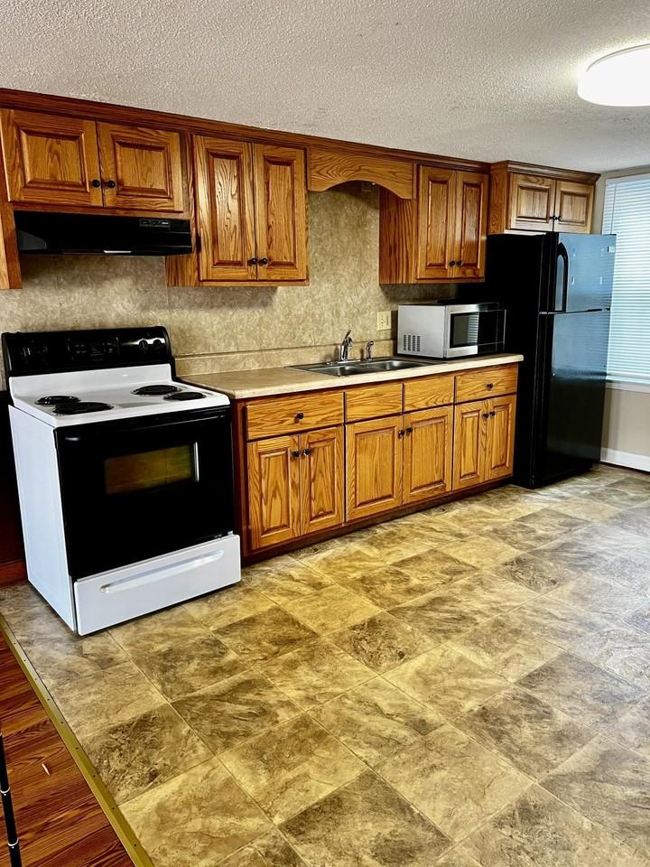 103 Winterlochen Dr #C - Photo 4 of 12