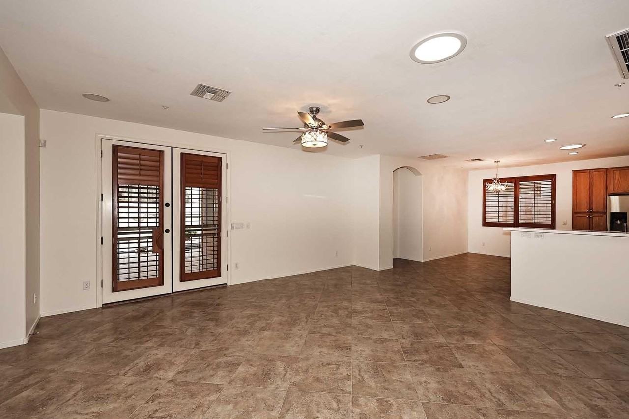 7054 W Eagle Ridge Ln - Photo 6 of 46