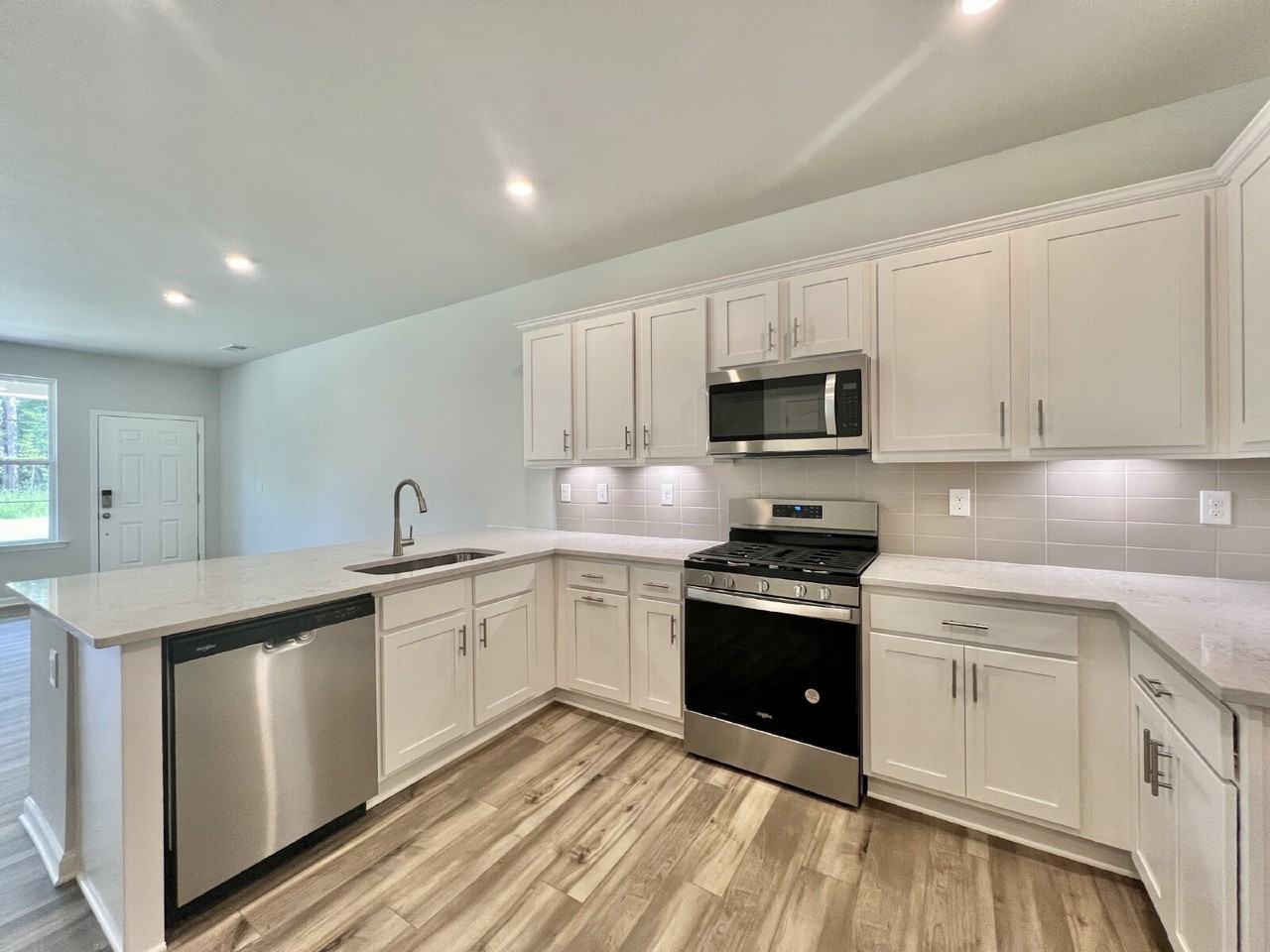 7864 Nelson Rd - Photo 4 of 30
