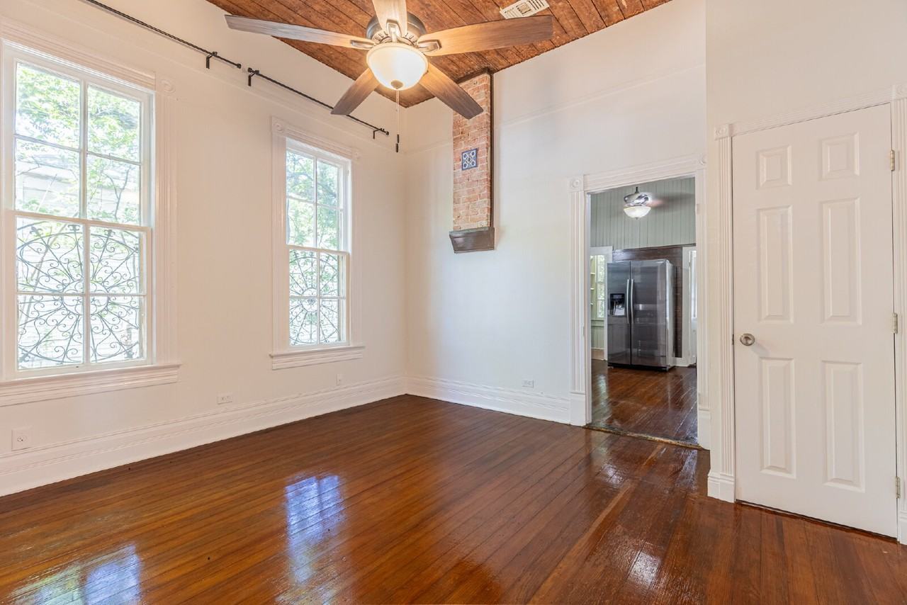 1419 Wyoming St - Photo 5 of 28