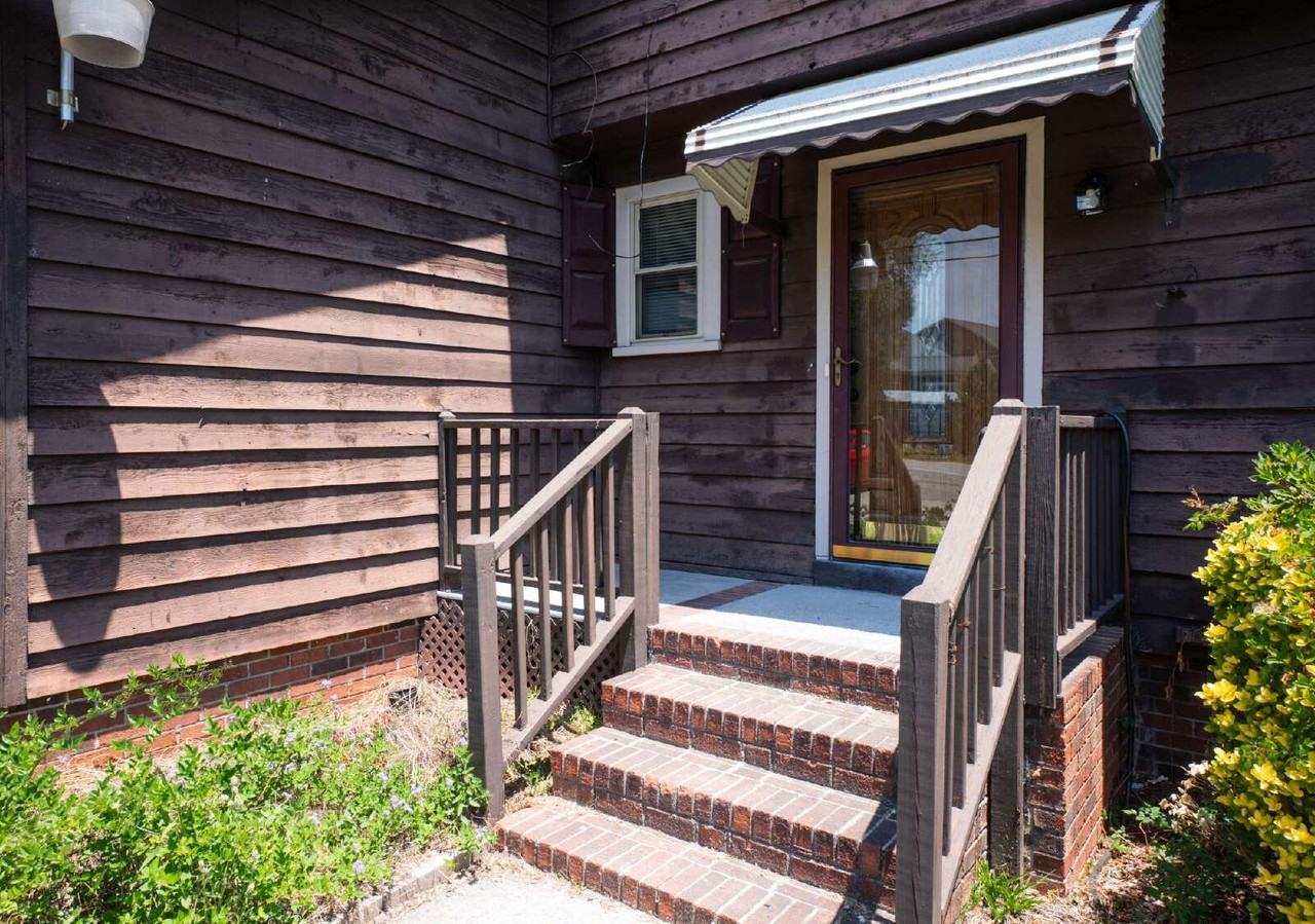 7304 Teague Rd - Photo 5 of 40