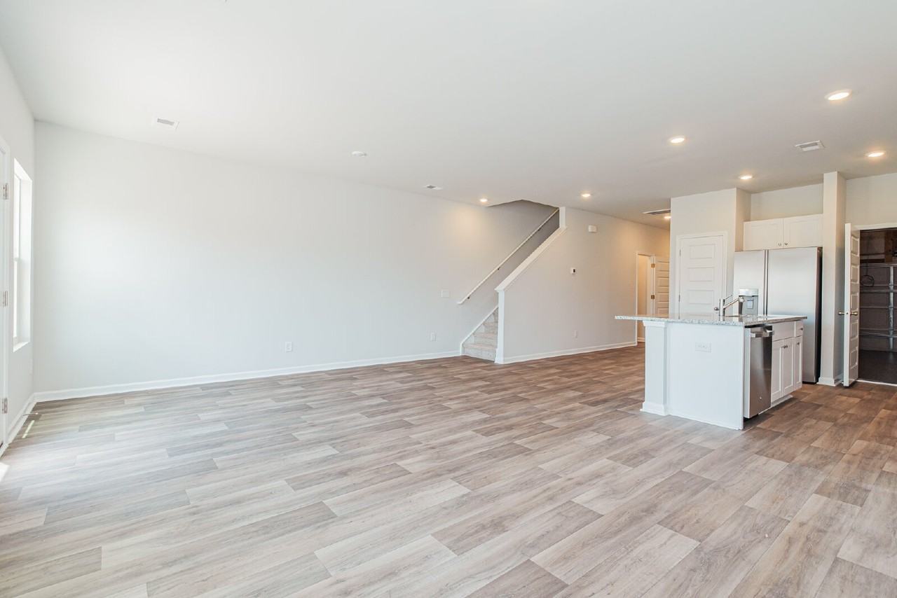 402 Tiliwa St - Photo 6 of 42