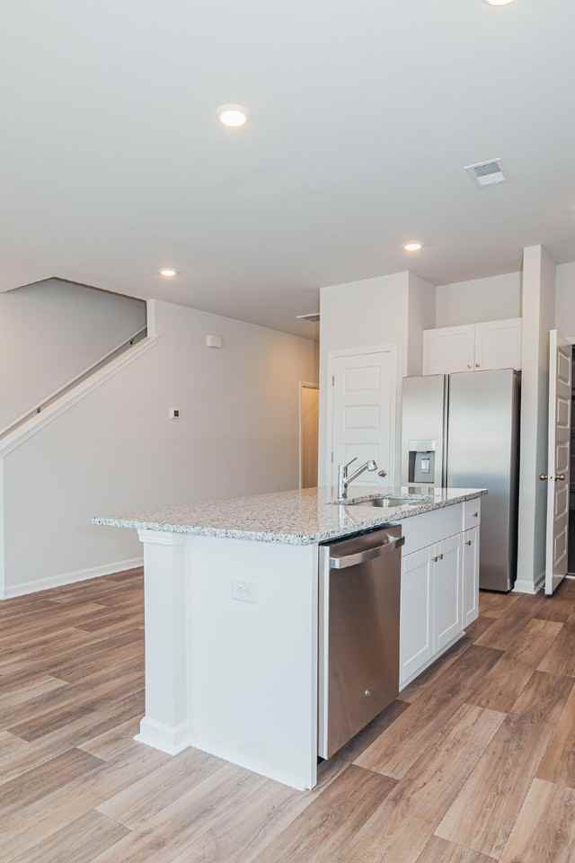402 Tiliwa St - Photo 7 of 42