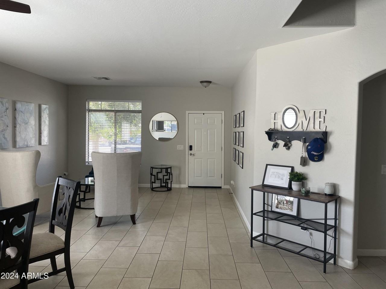 12376 W Sells Dr - Photo 3 of 36
