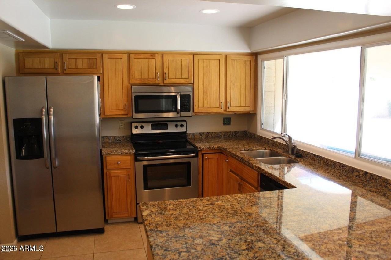1517 E Gemini Dr - Photo 5 of 13