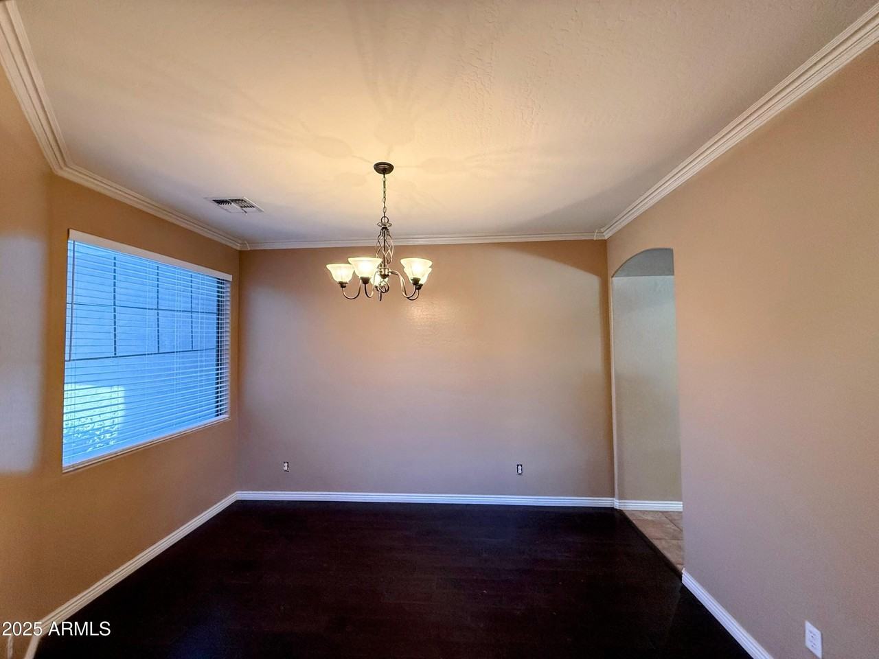92 W Hawk Way - Photo 4 of 19