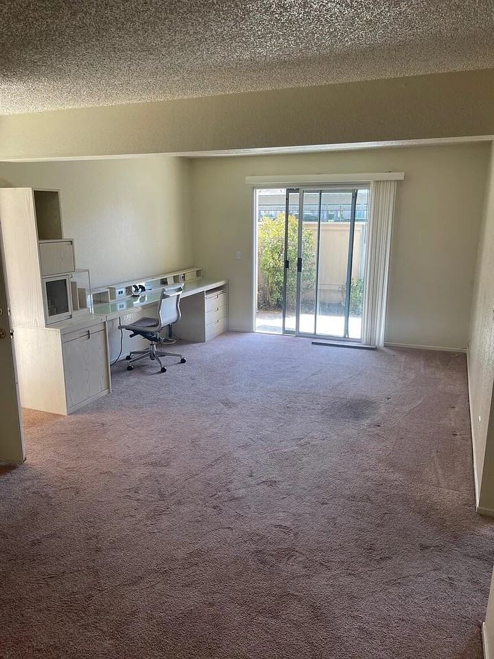 321 Inger Dr - Photo 4 of 10