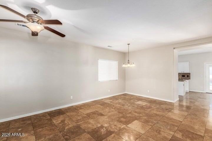 18606 W Sunnyslope Ln - Photo 3 of 50