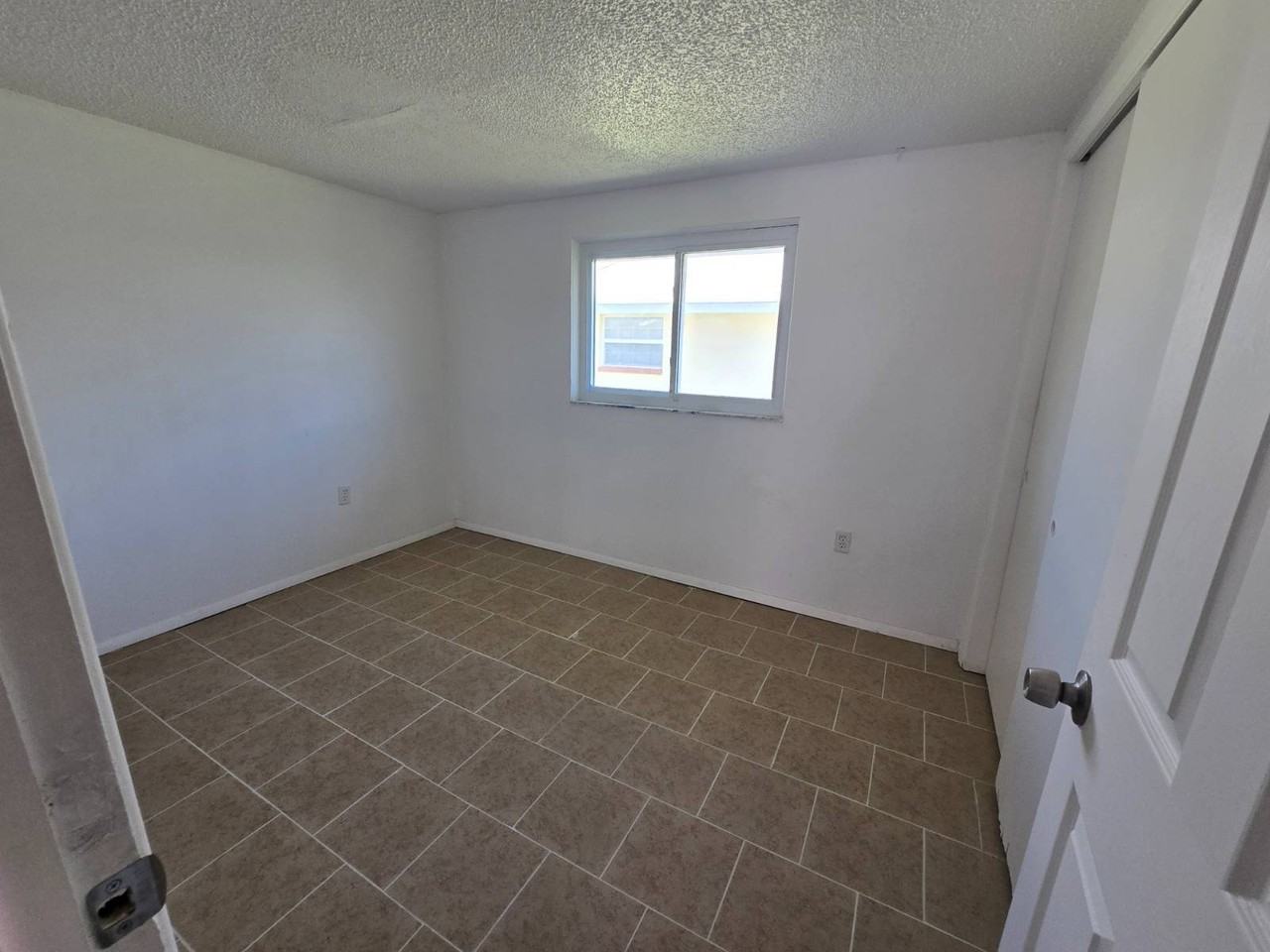 4931 Filner St - Photo 5 of 9