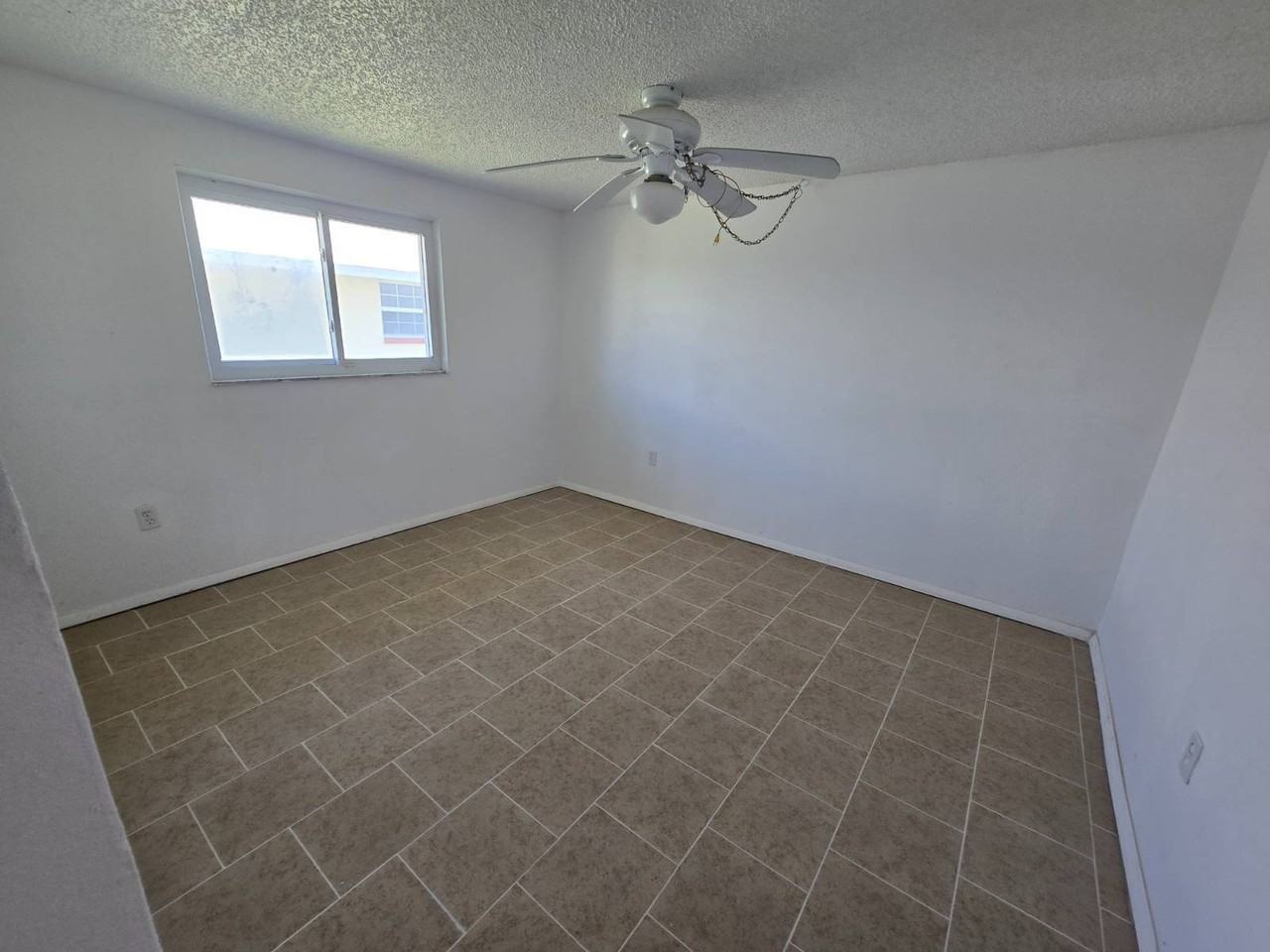 4931 Filner St - Photo 7 of 9