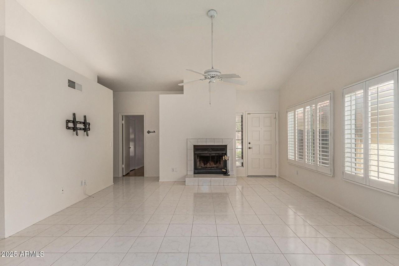 4167 W Gail Dr - Photo 5 of 28