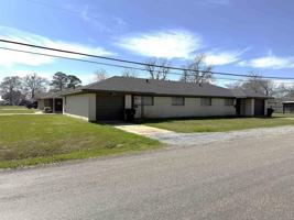 featured image of 224 S 35th St
