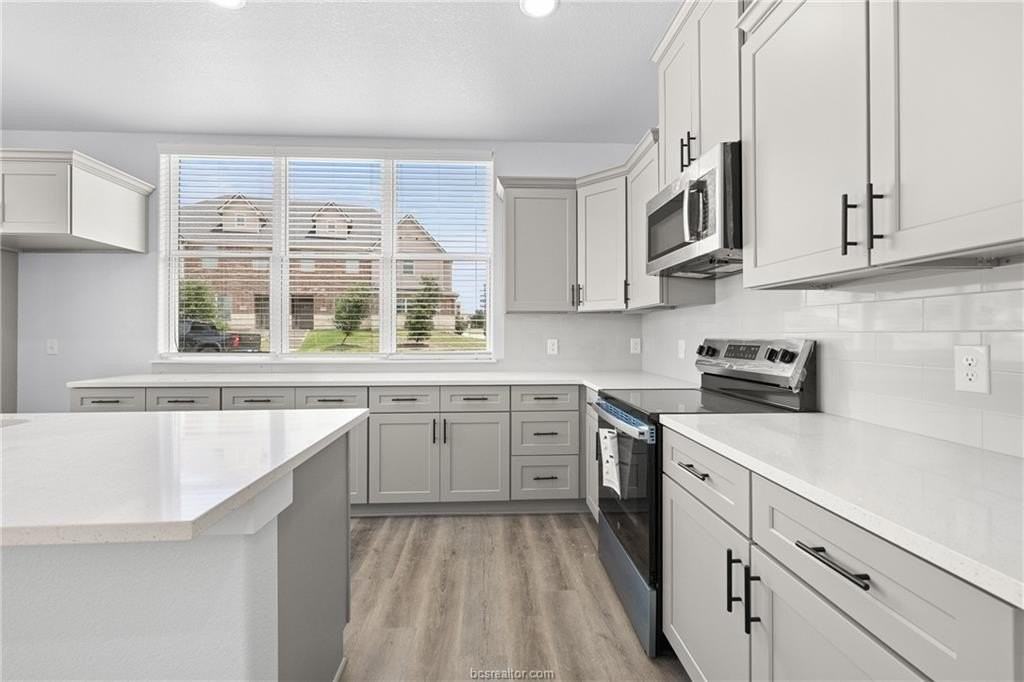 2158 Big River St - Photo 6 of 28