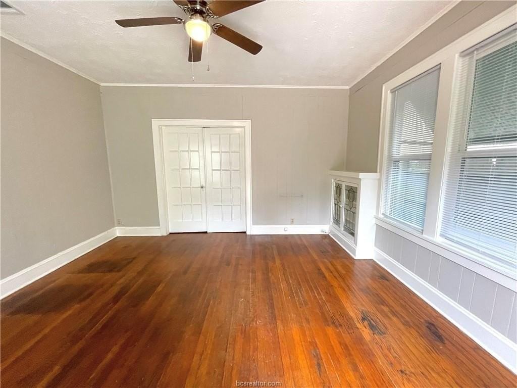907 Bina St #A - Photo 3 of 23