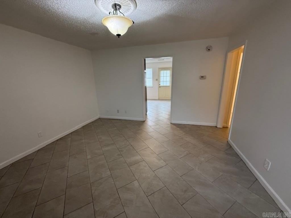 107 N Park A - Photo 2 of 24