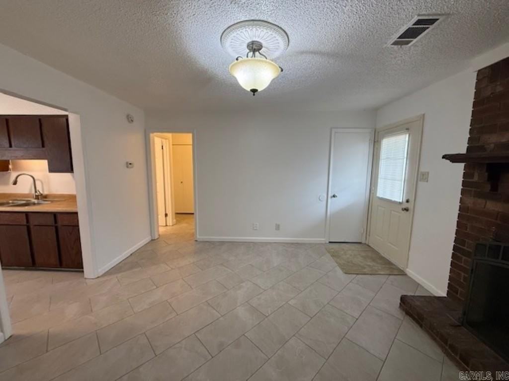 107 N Park A - Photo 4 of 24