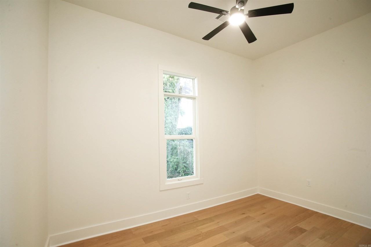 2324 W Daisy L Gatson Bates Dr #2 - Photo 7 of 17