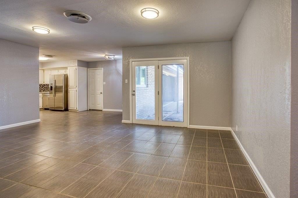 10733 Timbergrove Ln - Photo 5 of 34