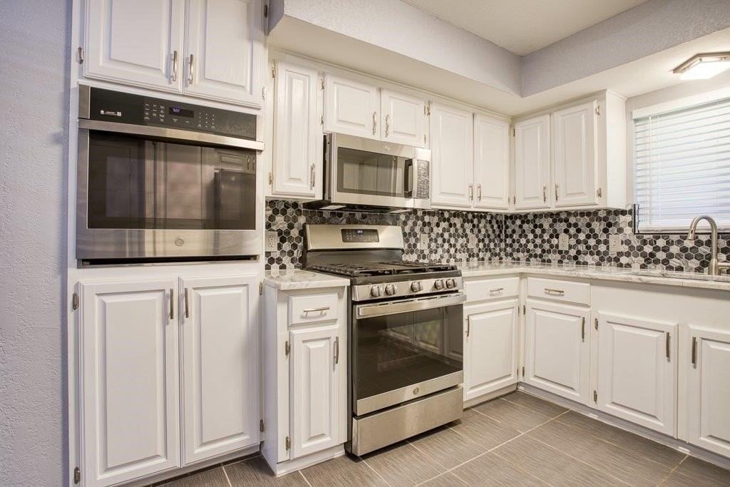 10733 Timbergrove Ln - Photo 7 of 34