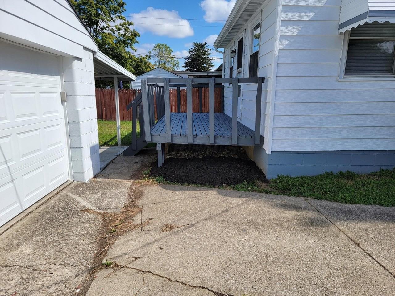 1358 Pauline Ave - Photo 4 of 20