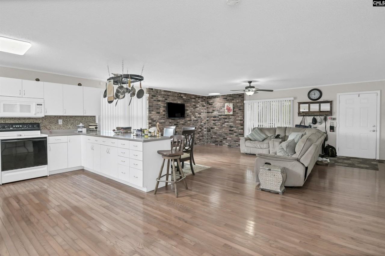 315 Gardners Terrace Rd - Photo 5 of 46
