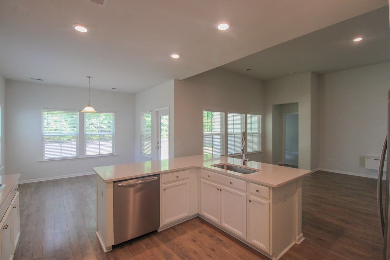150 Daniels Creek Cir - Photo 5 of 27