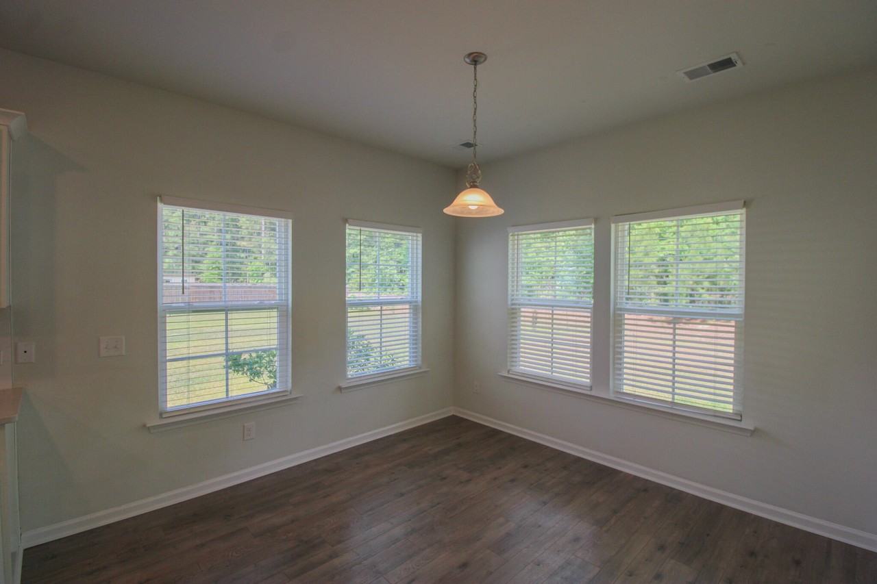 150 Daniels Creek Cir - Photo 7 of 27