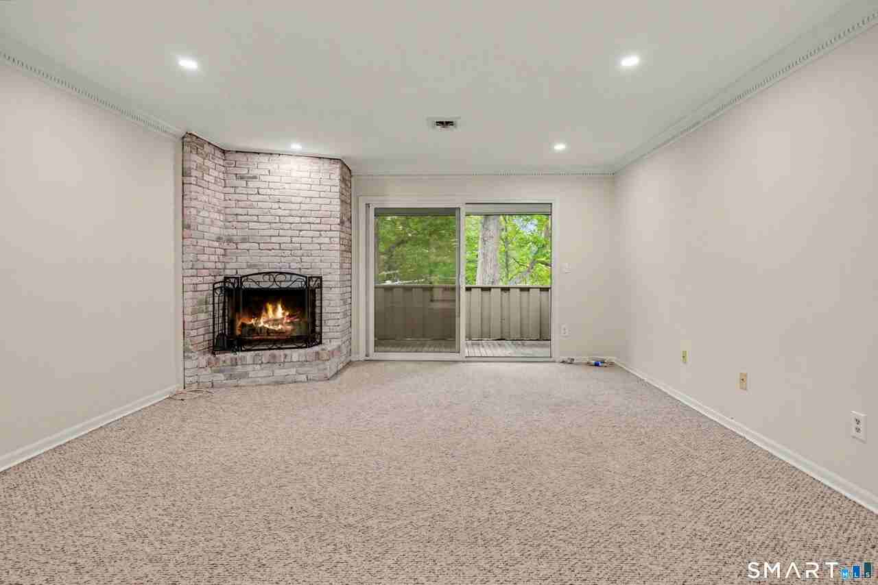 172 Gillies Ln #172 - Photo 6 of 29