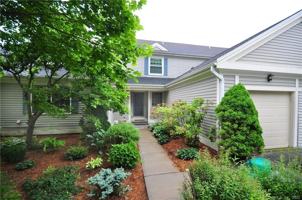 featured image of 93 Litchfield Ponds Dr #93