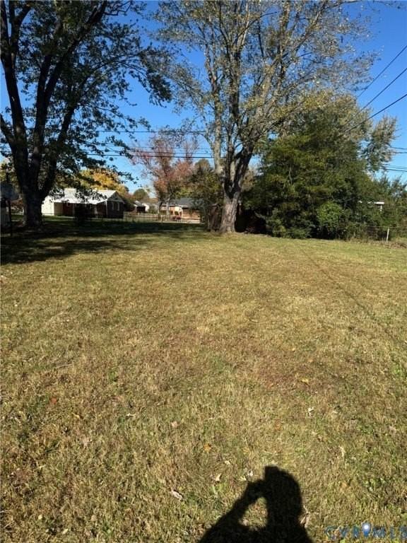 4704 Greenleigh Rd - Photo 2 of 7