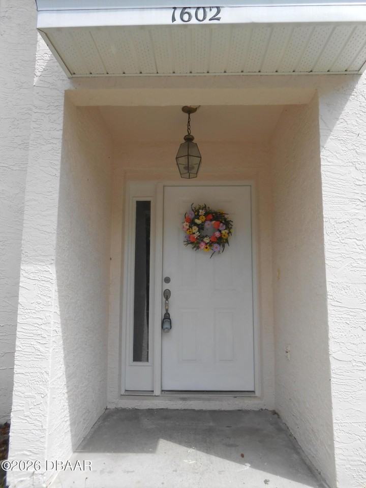 1602 Deer Springs Rd - Photo 3 of 39
