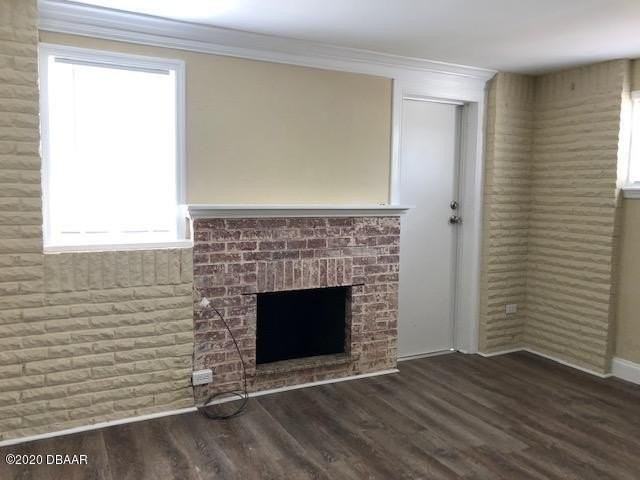 155 5th St #B - Photo 3 of 13