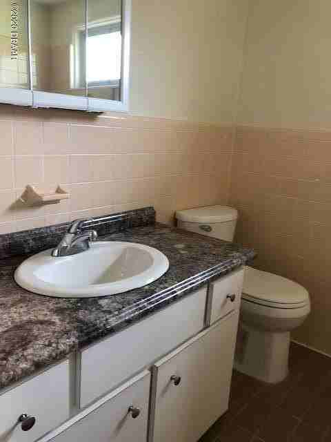 155 5th St #B - Photo 7 of 13