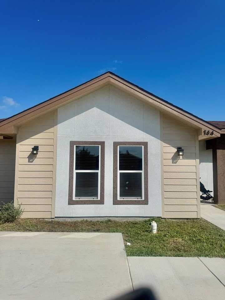 144 Six Shooter Rd - Photo 3 of 12