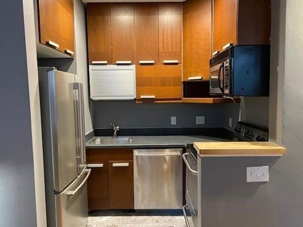 121 Salem 2C - Photo 2 of 8