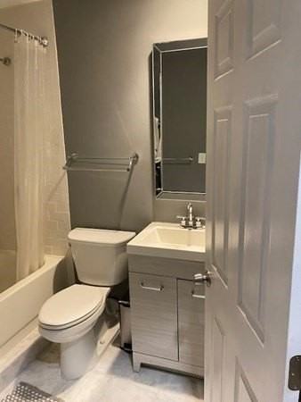 121 Salem 2C - Photo 6 of 8