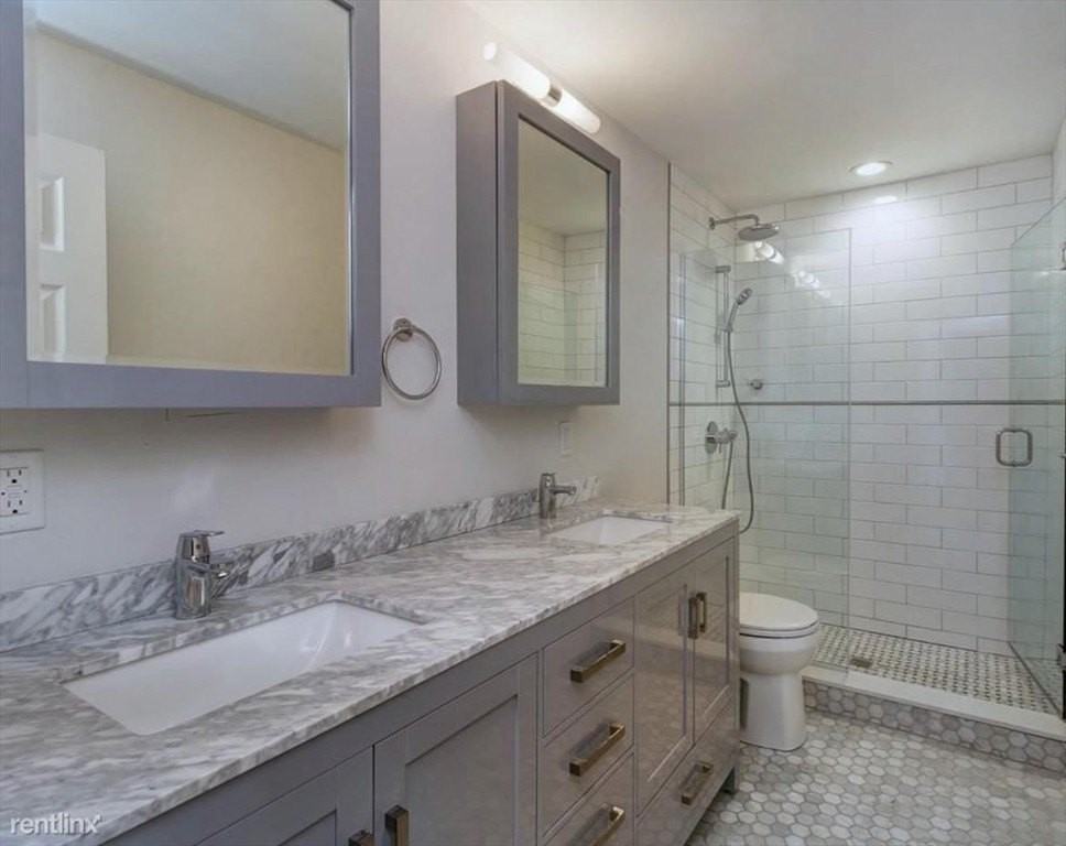 617 Massachusetts Ave - Photo 2 of 13