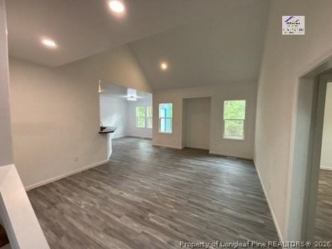 273 Brewster Dr - Photo 3 of 14