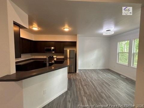 273 Brewster Dr - Photo 4 of 14