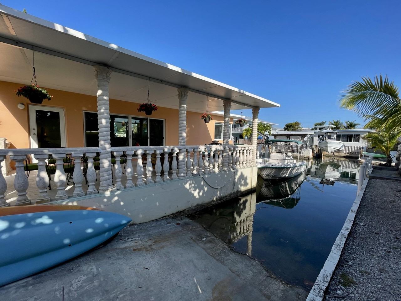 64 Seagate Blvd - Photo 6 of 44