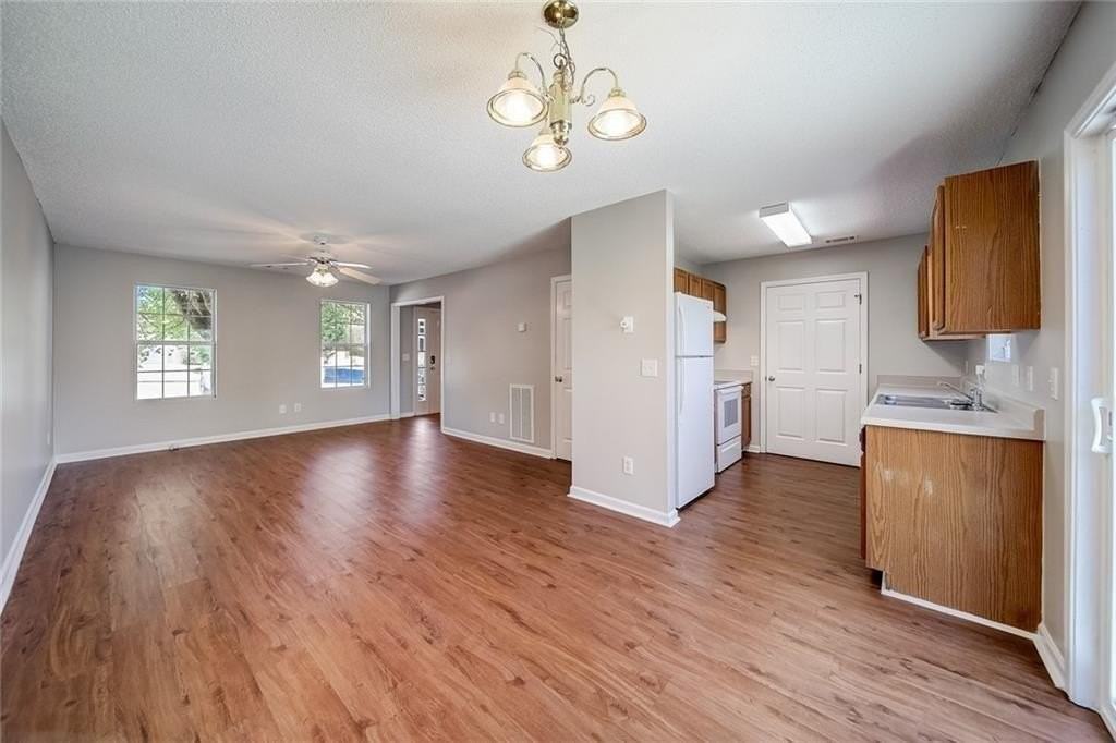 23 Westwood Cir Sw - Photo 5 of 23