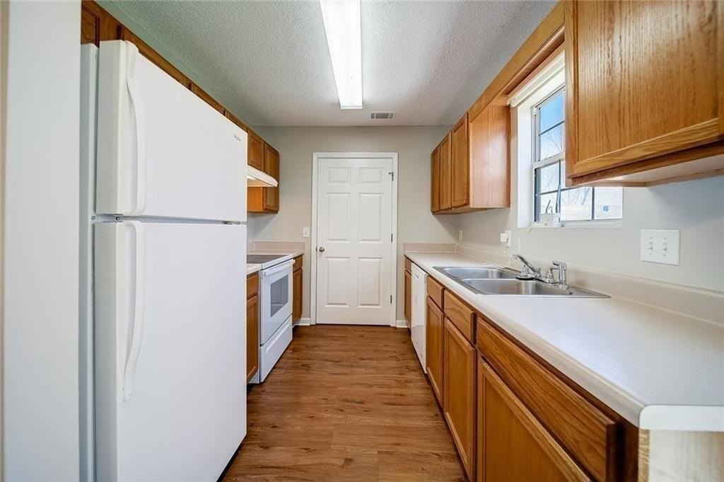 23 Westwood Cir Sw - Photo 6 of 23